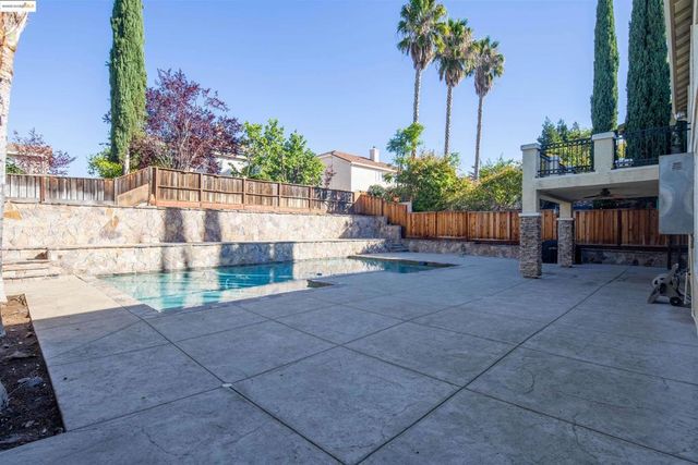 4437 Buckskin Dr, Antioch, CA 94531