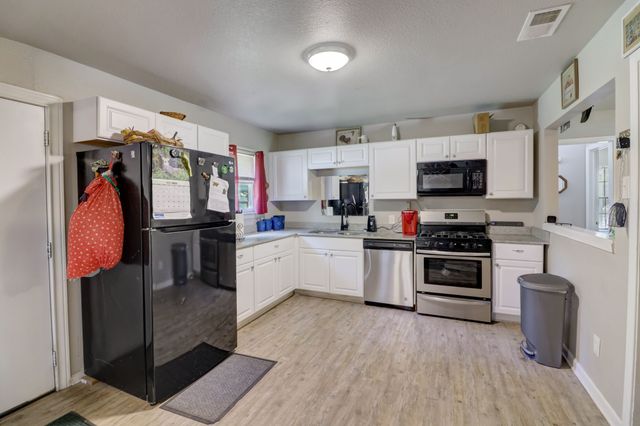 4321 Voncille Street, Haltom City, TX 76117