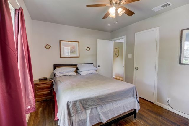 4321 Voncille Street, Haltom City, TX 76117
