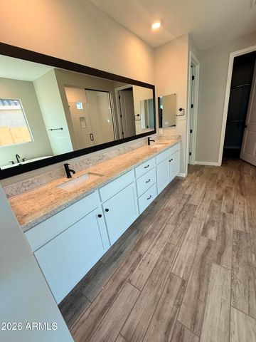 17624 W DIANA Avenue, Waddell, AZ 85355