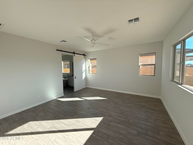 17624 W DIANA Avenue, Waddell, AZ 85355