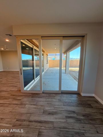 17624 W DIANA Avenue, Waddell, AZ 85355