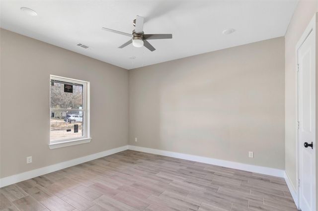 410 Road 7000, Cleveland, TX 77327