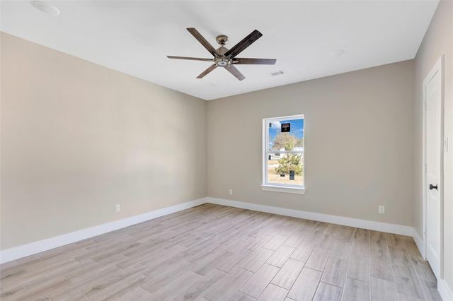410 Road 7000, Cleveland, TX 77327
