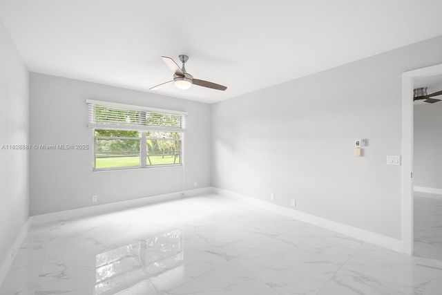 12500 SW 6th St 206N, Pembroke Pines, FL 33027
