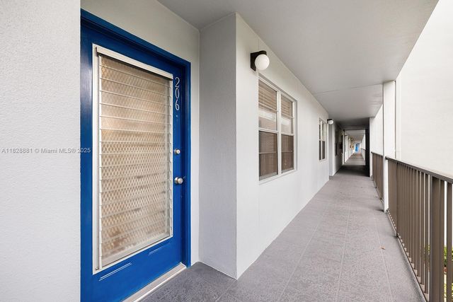 12500 SW 6th St 206N, Pembroke Pines, FL 33027