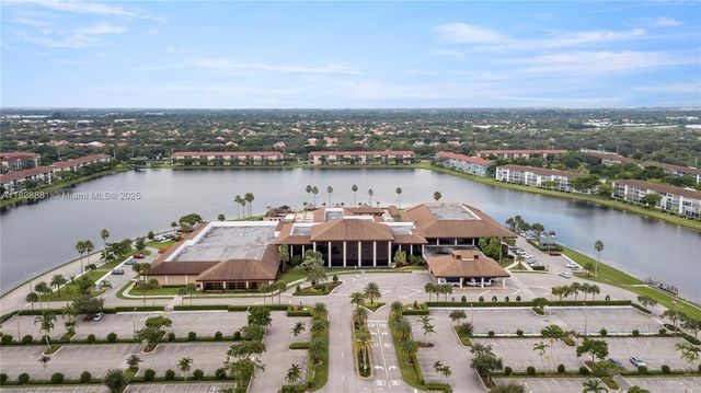12500 SW 6th St 206N, Pembroke Pines, FL 33027
