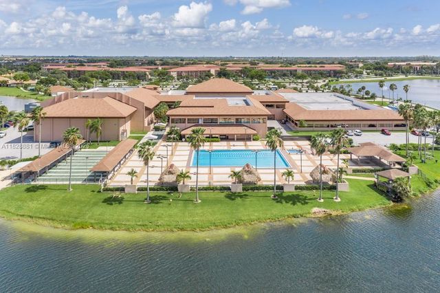12500 SW 6th St 206N, Pembroke Pines, FL 33027