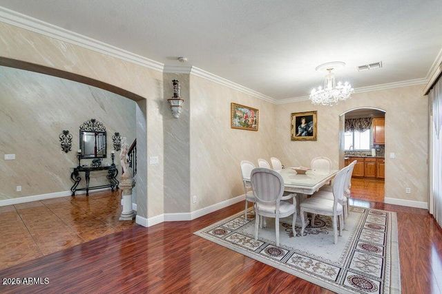 5370 W KALER Circle, Glendale, AZ 85301