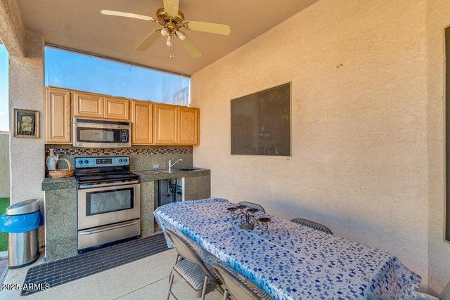 5370 W KALER Circle, Glendale, AZ 85301