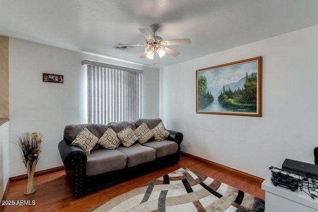 5370 W KALER Circle, Glendale, AZ 85301