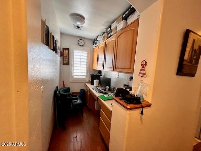 5370 W KALER Circle, Glendale, AZ 85301