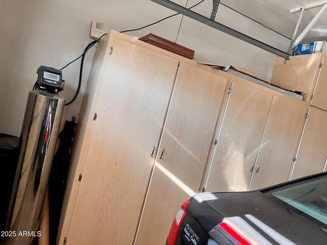 5370 W KALER Circle, Glendale, AZ 85301