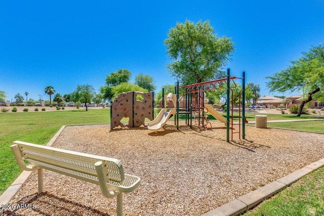 5370 W KALER Circle, Glendale, AZ 85301
