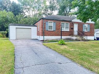 14 Saint Martha Court, Florissant, MO 63031