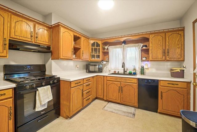 425 Grand Boulevard, Evansdale, IA 50707