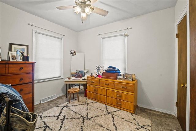 425 Grand Boulevard, Evansdale, IA 50707
