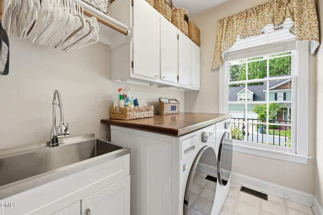 920 Walkertown Drive, Raleigh, NC 27614