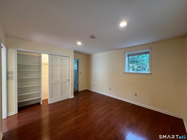 1 Twist Hill Lane, Newtown, CT 06470