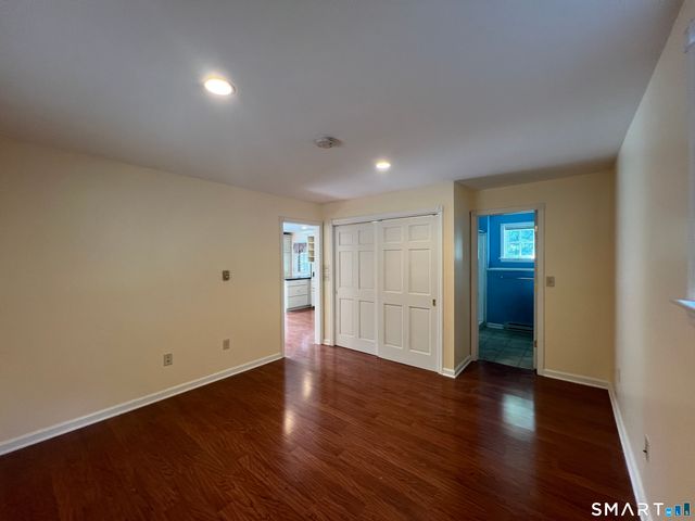 1 Twist Hill Lane, Newtown, CT 06470