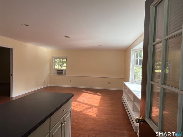 1 Twist Hill Lane, Newtown, CT 06470