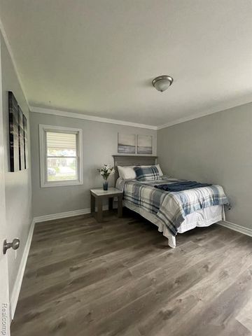 18917 Wall Street, Melvindale, MI 48122
