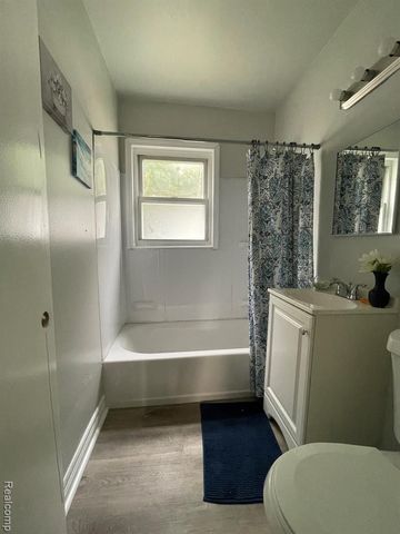 18917 Wall Street, Melvindale, MI 48122