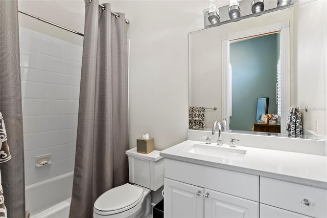 6103 PASADENA POINT BOULEVARD S, Gulfport, FL 33707