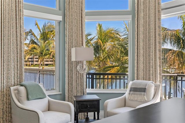 6103 PASADENA POINT BOULEVARD S, Gulfport, FL 33707