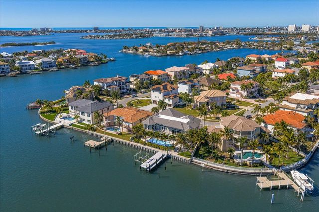 6103 PASADENA POINT BOULEVARD S, Gulfport, FL 33707