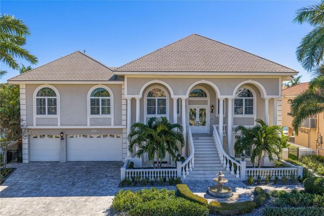 6103 PASADENA POINT BOULEVARD S, Gulfport, FL 33707