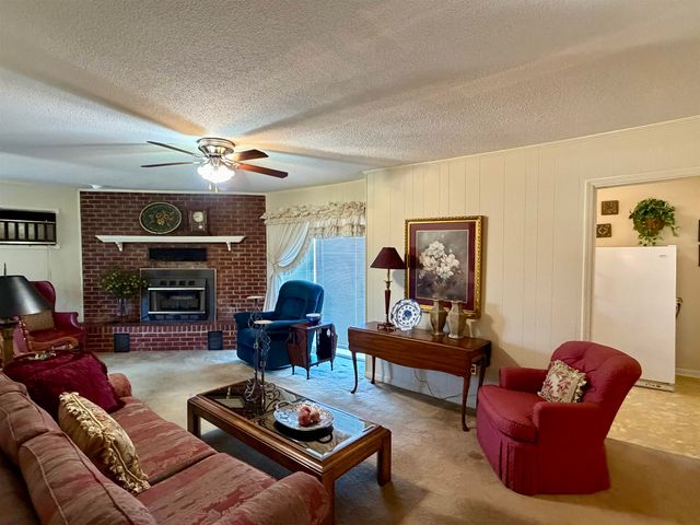 192 NEW BETHEL RD, Selmer, TN 38375