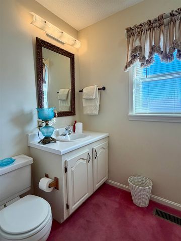 192 NEW BETHEL RD, Selmer, TN 38375