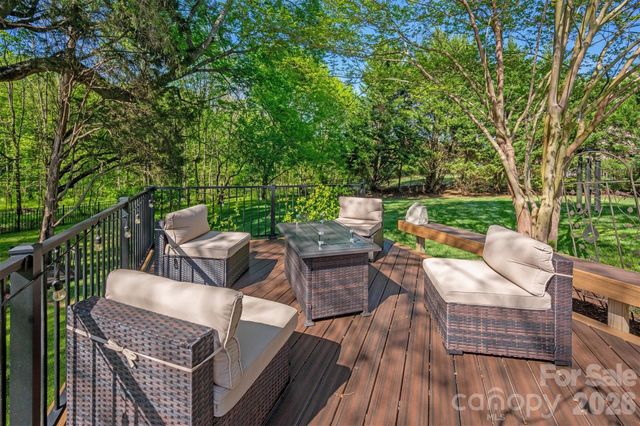 804 Wandering Way Drive, Waxhaw, NC 28173