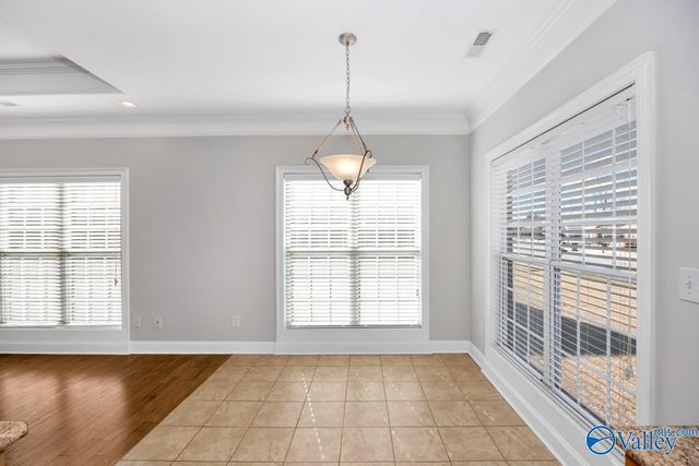 2909 Eastern Shore Drive SE, Owens Cross Roads, AL 35763