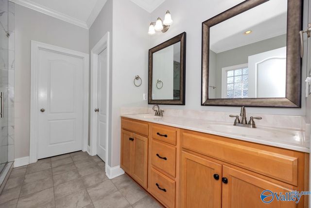 2909 Eastern Shore Drive SE, Owens Cross Roads, AL 35763