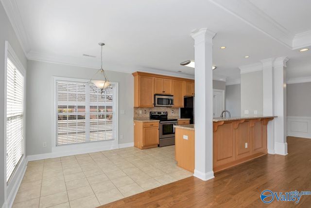 2909 Eastern Shore Drive SE, Owens Cross Roads, AL 35763