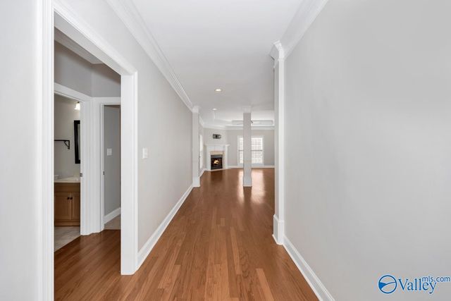 2909 Eastern Shore Drive SE, Owens Cross Roads, AL 35763