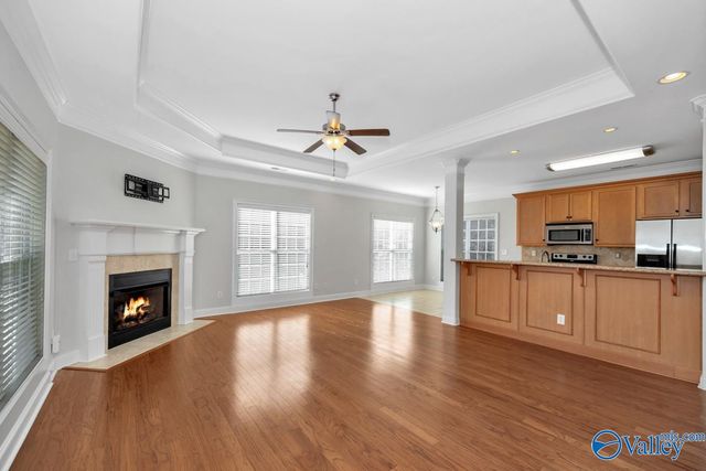 2909 Eastern Shore Drive SE, Owens Cross Roads, AL 35763