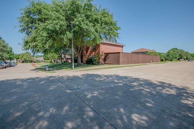 921 Carnegie Court, Allen, TX 75002