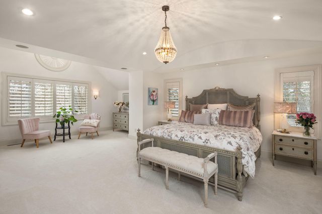 4913 W Sunnyslope Road, Edina, MN 55424