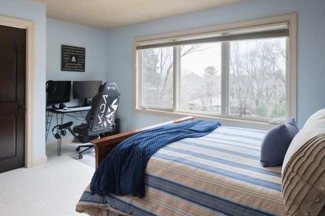 4913 W Sunnyslope Road, Edina, MN 55424