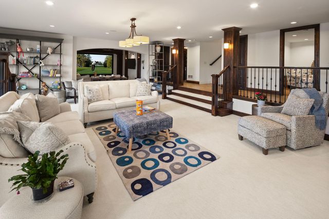 4913 W Sunnyslope Road, Edina, MN 55424