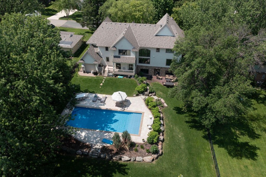 4913 W Sunnyslope Road, Edina, MN 55424 — photo 2