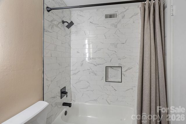 3520 Colony Road I, Charlotte, NC 28211
