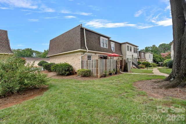 3520 Colony Road I, Charlotte, NC 28211