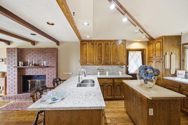 1407 Carlton Road, Hillsborough, CA 94010