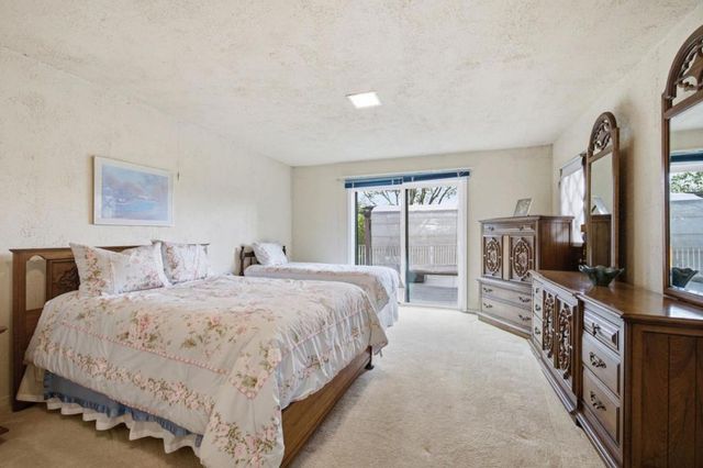 1407 Carlton Road, Hillsborough, CA 94010