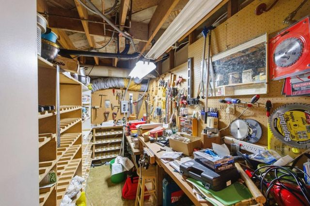 1407 Carlton Road, Hillsborough, CA 94010