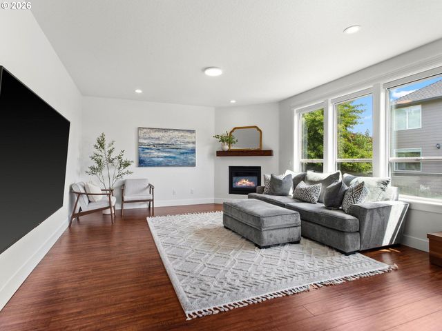 1012 Nw GOODWIN St, Camas, WA 98607